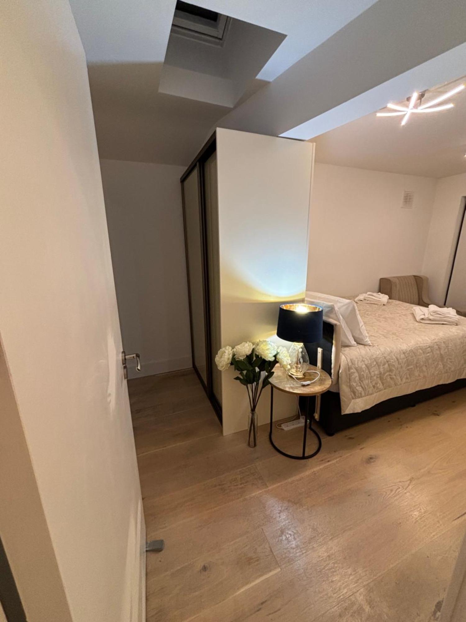 To Rent In Modern House,central Location * Dublin